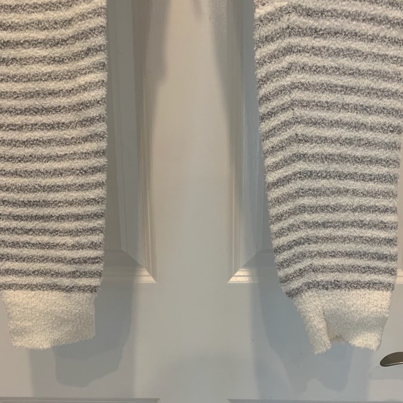 American Eagle Striped Sweatpants - Picture 2 of 4